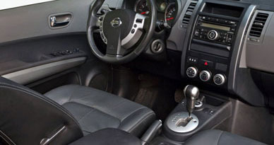 Аренда NISSAN X-TRAIL 4WD, Внедорожник